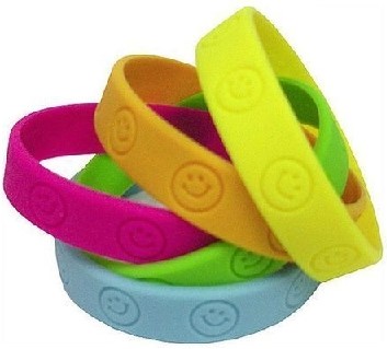 Happy Faces Wristbands (10 pcs) (7.25''-18.4cm)